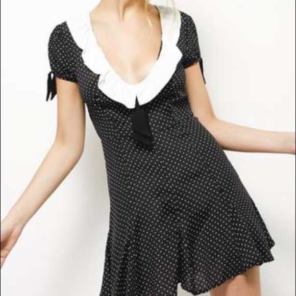 For Love And Lemons Dresses & Skirts - For Love and Lemons Bianca cap sleeve mini