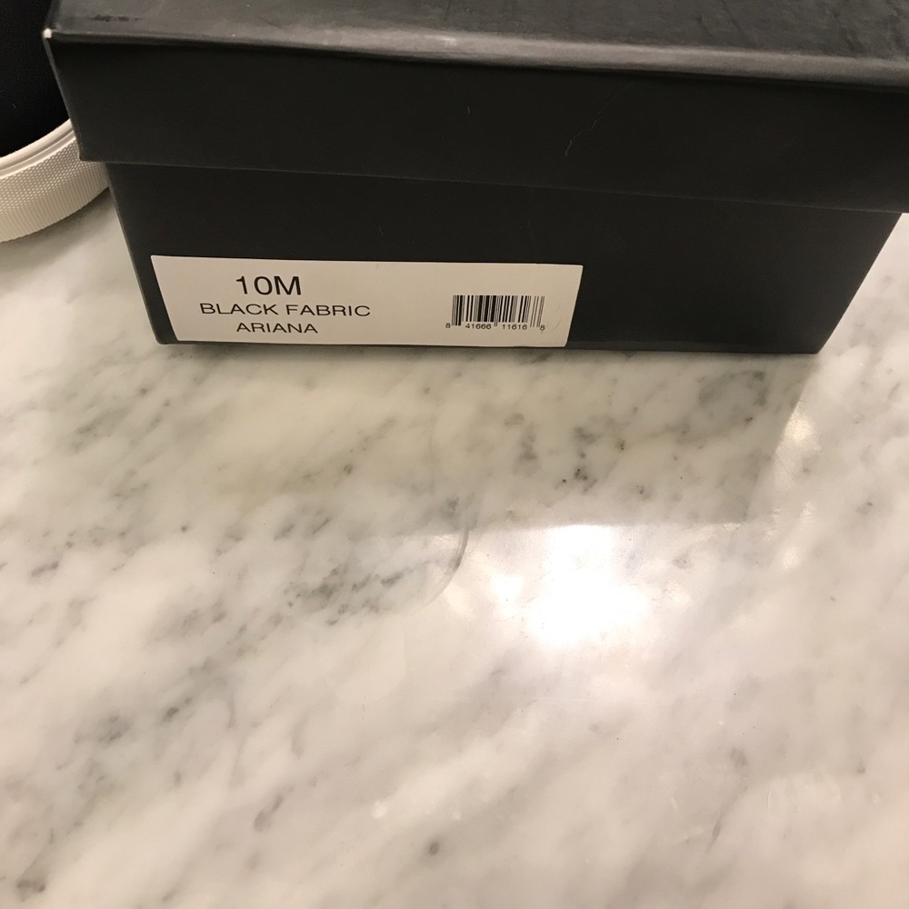 J/Slides Black Size 10 - image 6