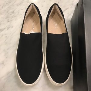 J/Slides Black size 10