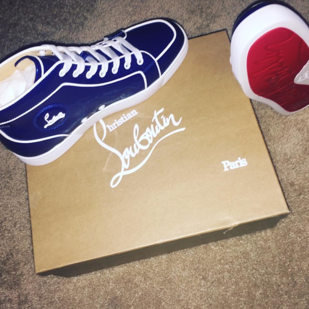 Authentic red bottoms with dust bag & extra laces
