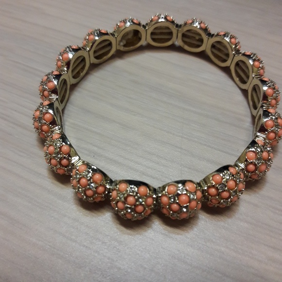 Peach /gold metal bracelet - Picture 1 of 3