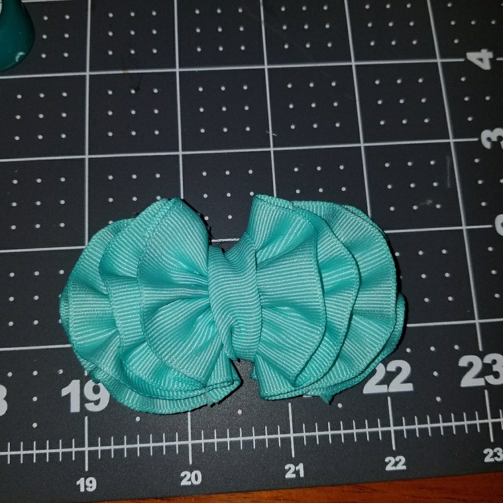Turquoise hairbow
