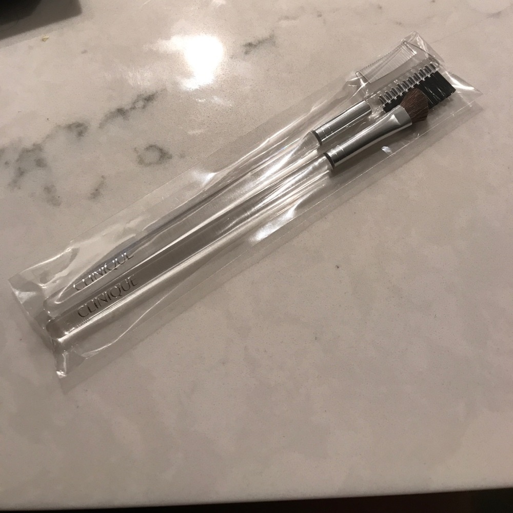 Clinique brush set