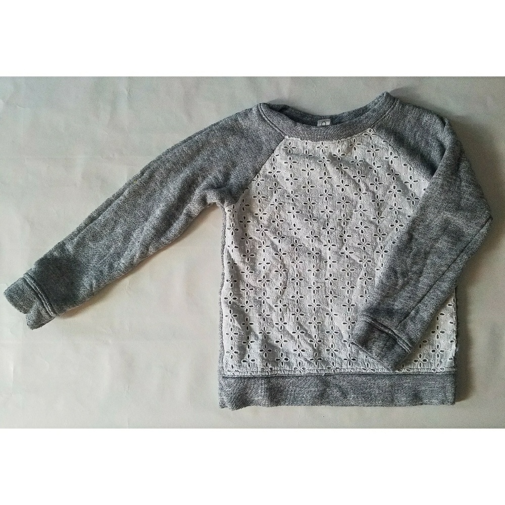 Girls gray sweater