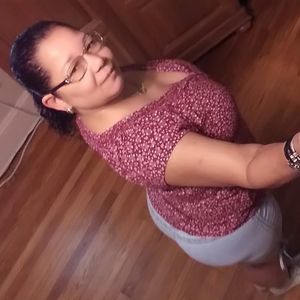 Meet your Posher, Helen