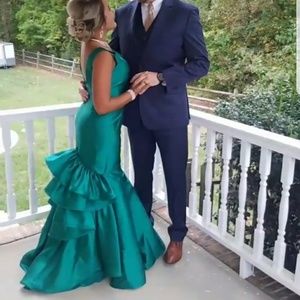 Gorgeous Formal Dress