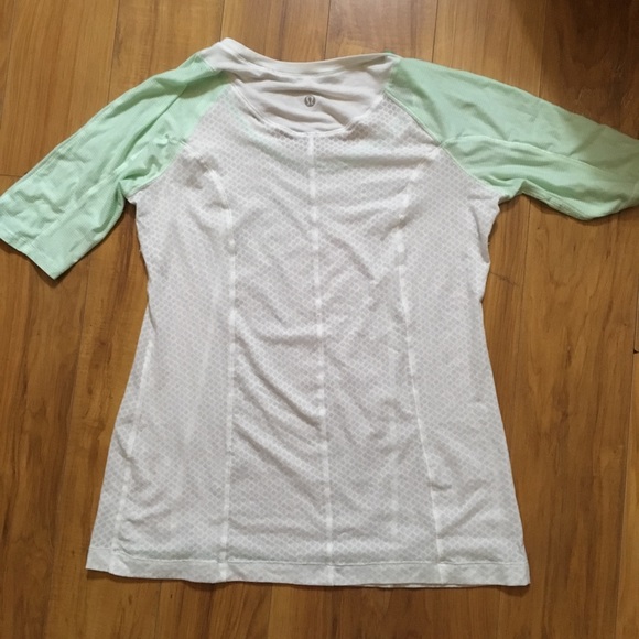 Mint Baseball Tee Shirt 💪🏼 - Picture 2 of 6