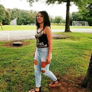 Meet your Posher, Tosha