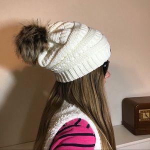 Slouchy White Knit Beanie Faux Fur Pom Pom Lined