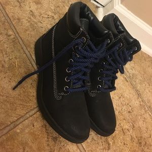 Women's fashion boots