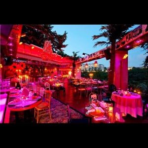 Meet your Posher, Victoria