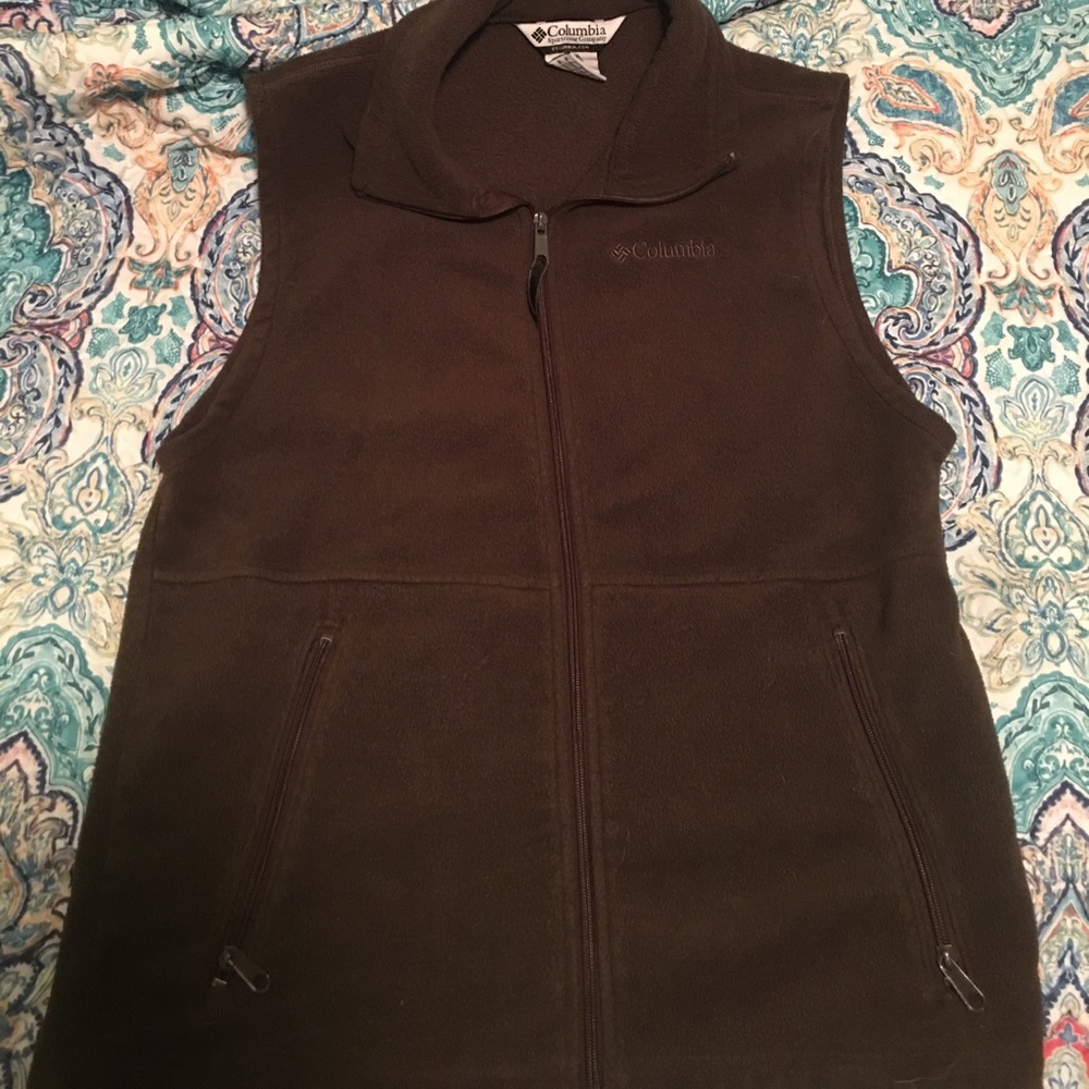 Columbia zip up vest