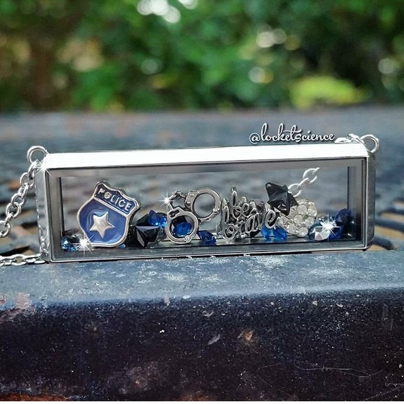 Silver Bar Customizable Locket - Picture 4 of 8