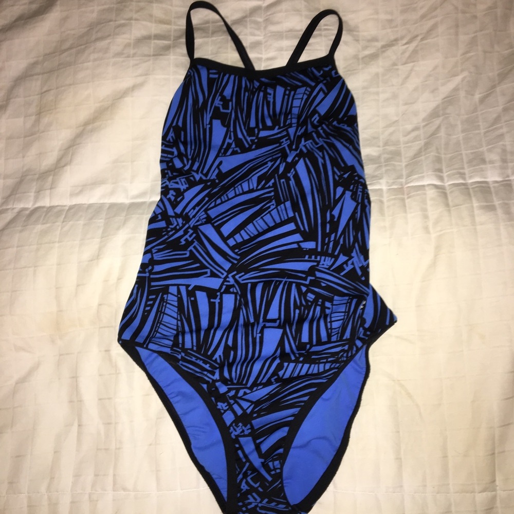 DOLPHIN PRACTICE SUIT