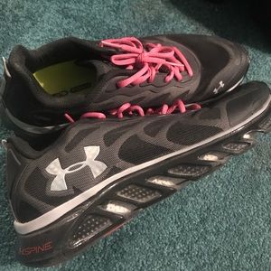 Under Armour 4-D Foam