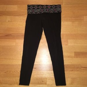 Victoria’s Secret Pink Christmas Holiday Leggings