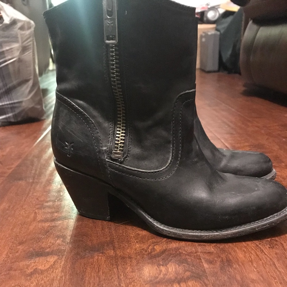Frye short boots
