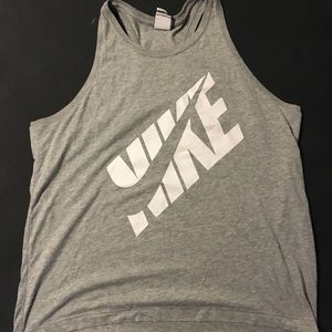 NIKE tank top