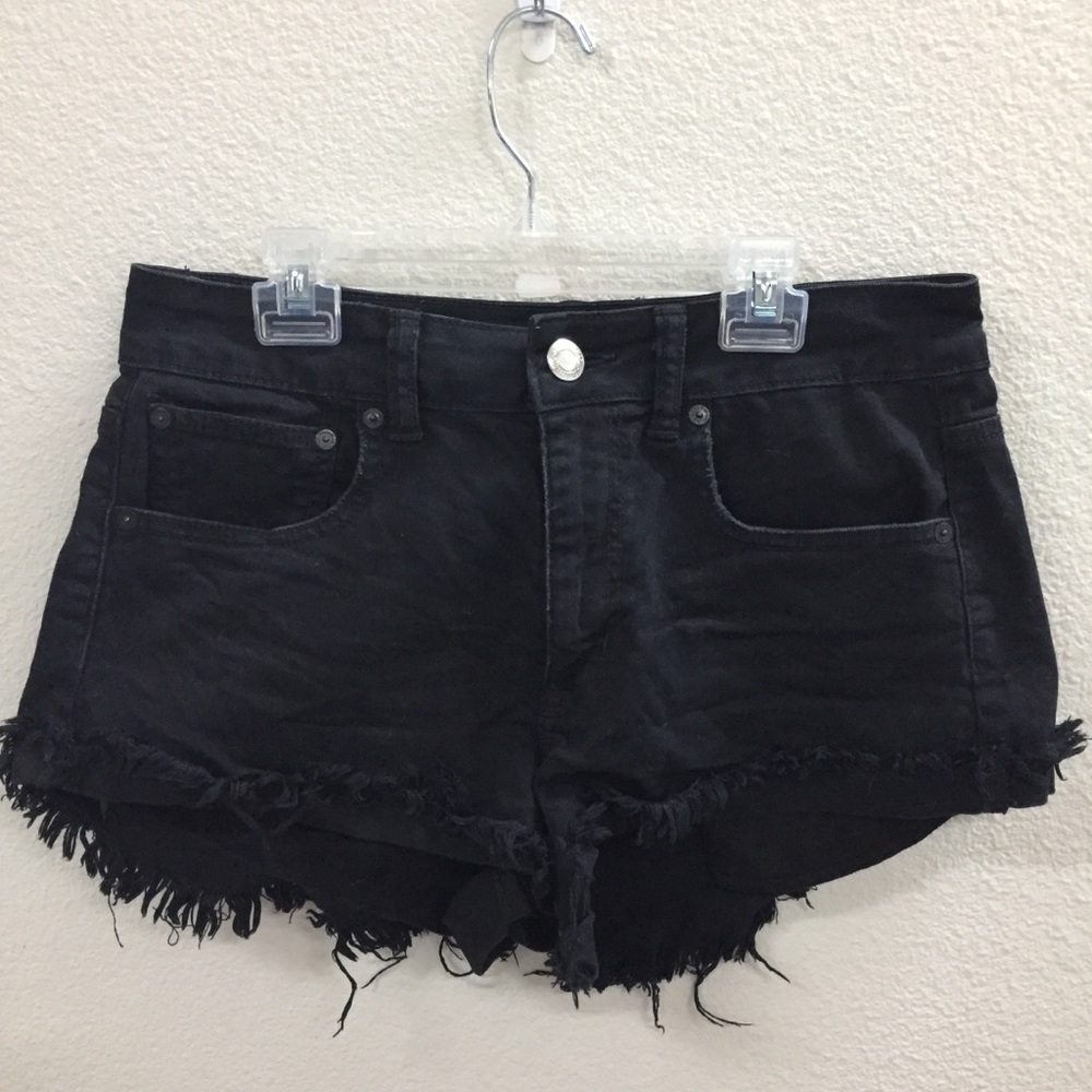 Hi-rise black shorts