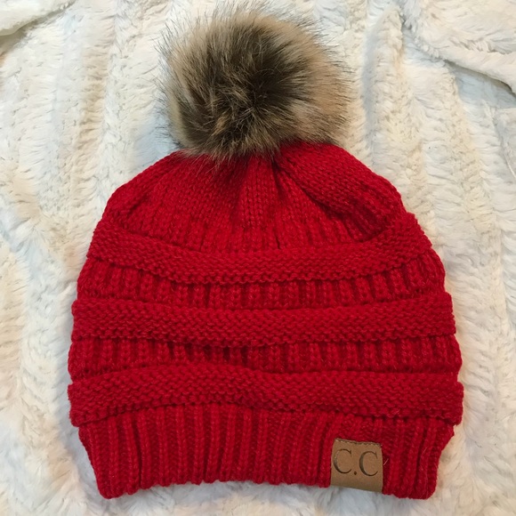 Slouchy Red Knit Beanie Faux Fur Pom Pom Fur Lined - Picture 4 of 4