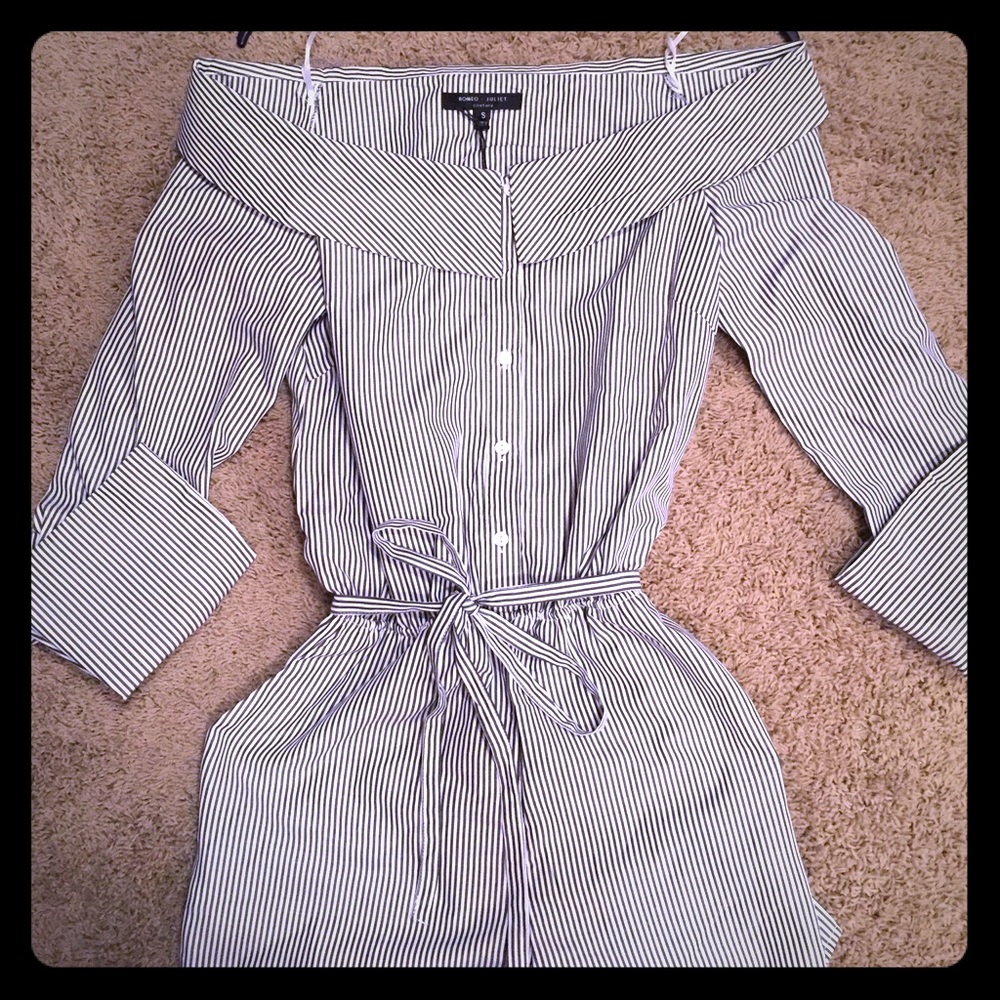NWT Off-shoulder romper