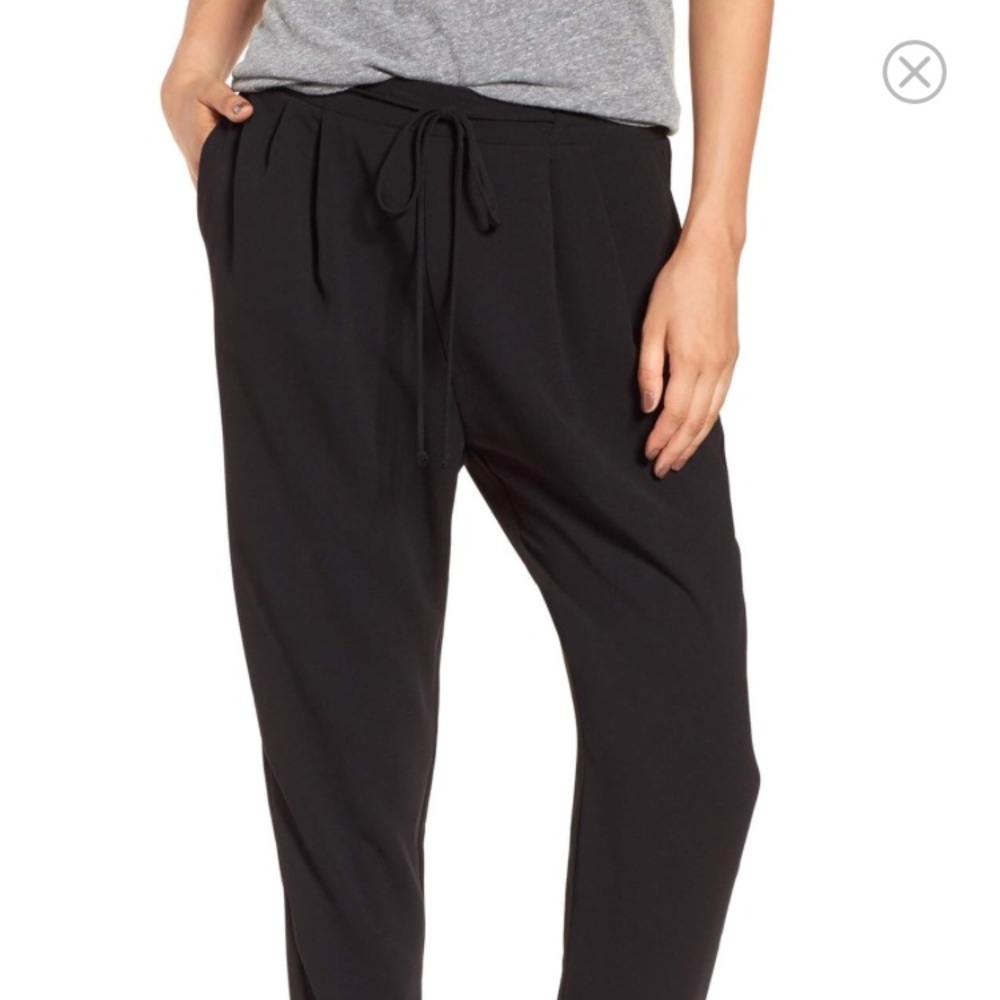 NWT Tie Waist Woven Pants in Navy