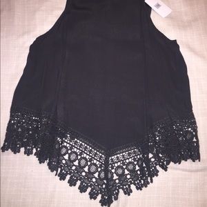 ASTR - Nordstroms top - olive size Large.