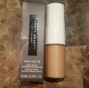 Sold💔Fenty Beauty By Rihanna foundation #340
