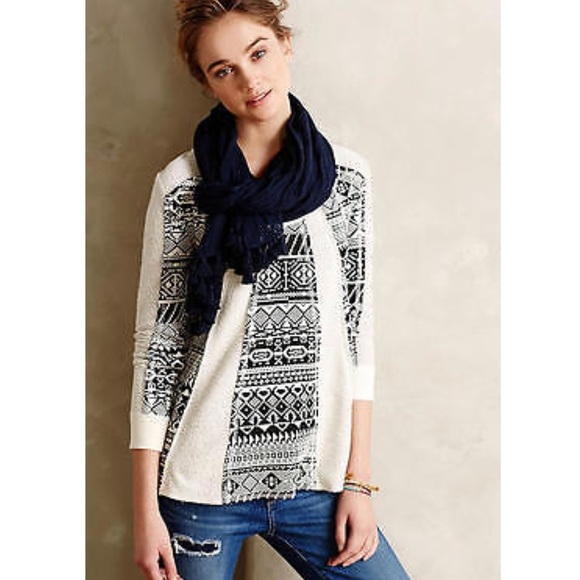 Anthropologie Sweaters - Anthropologie black & white sweater