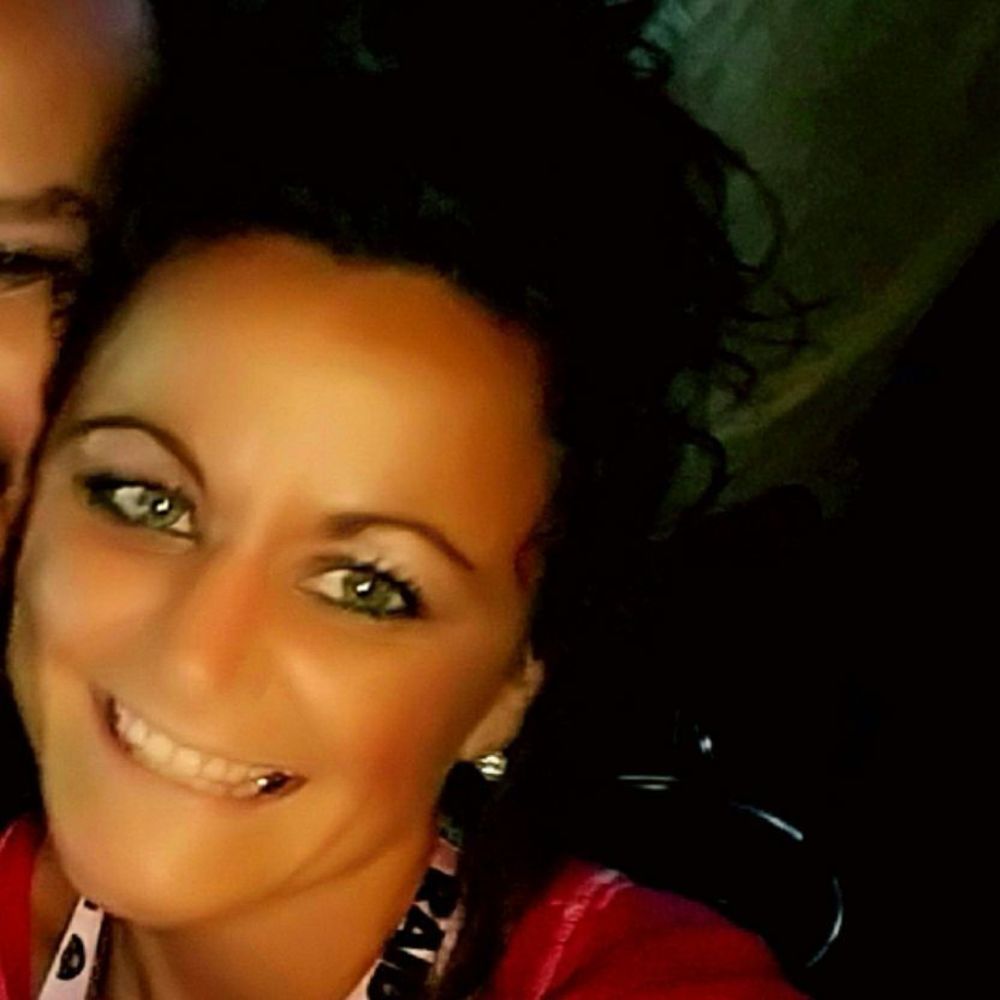 Meet your Posher, Carrie