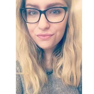 Meet your Posher, Caroline