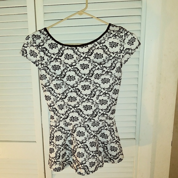 Rue21 top - Picture 1 of 3