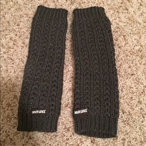 Mukluks knit dark grey leg warmers