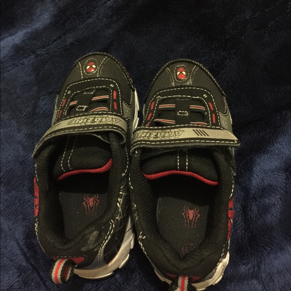amazing spider man shoes