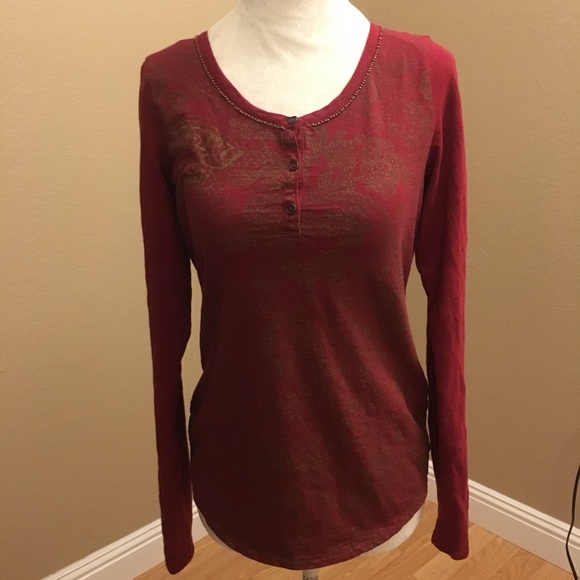 Lucky Brand Tops - 🔥30%OFF🔥Lucky brand long sleeve with gold size S