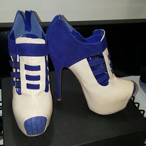 Ankle booties,  hidden platform, size 8