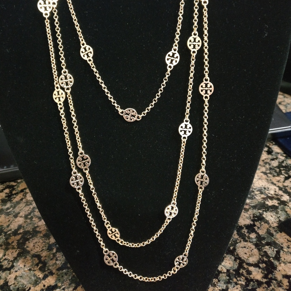 Tory Burch 3 Strand Logo Necklace✨LAST ONE✨ - Picture 6 of 8