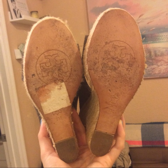 ❌❌SOLD❌❌Tory Burch Wedge - Picture 4 of 6