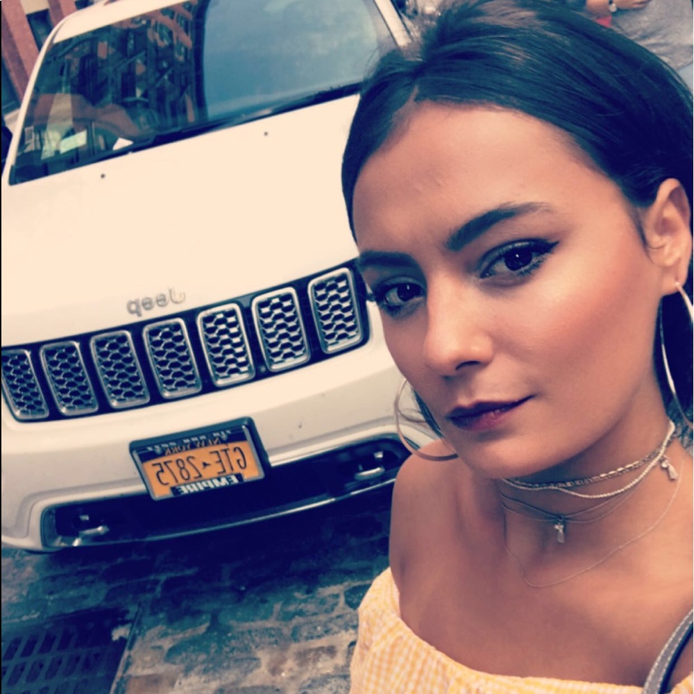 Meet your Posher, Ebru