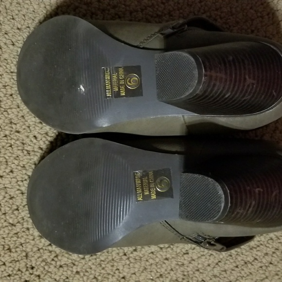 Booties - Picture 3 of 3