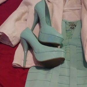 Mint high heel shoes
