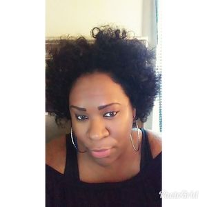 Meet your Posher, Hyasyn