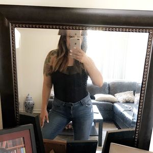 Meet your Posher, Veronica