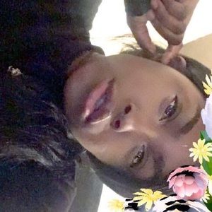 Meet your Posher, Cecilia