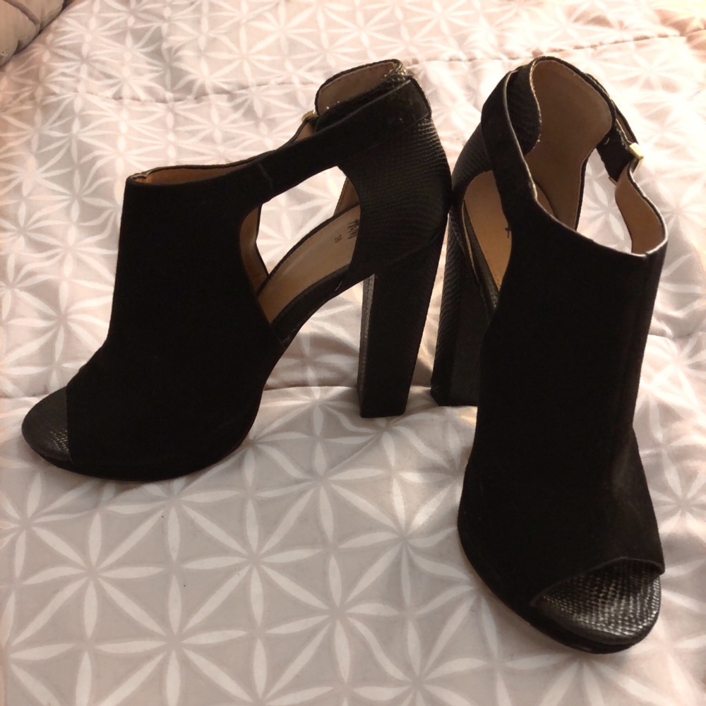 H&M open toe booties