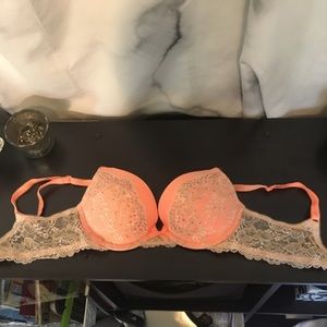 Victoria’s Secret bra