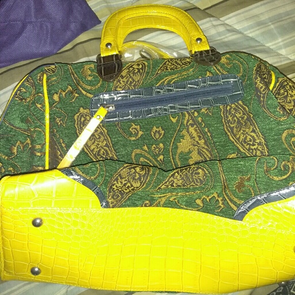 Duffle bag - Picture 2 of 3
