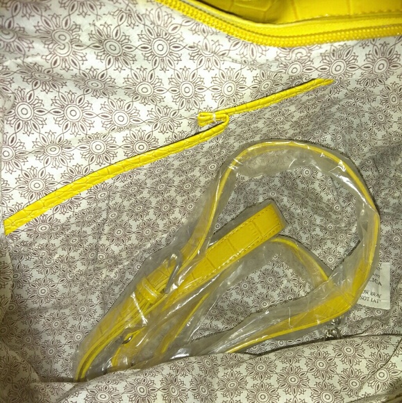 Duffle bag - Picture 3 of 3