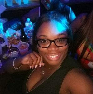 Meet your Posher, Latoya