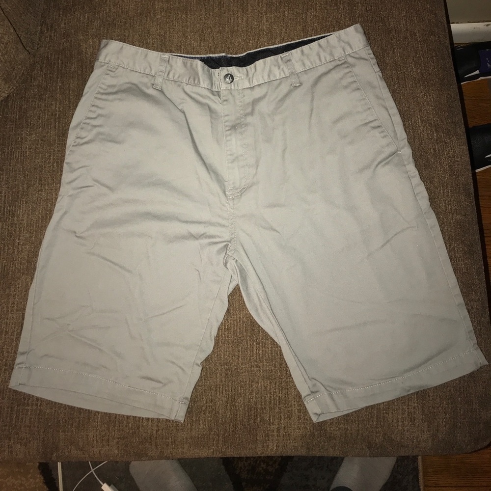 Gray Volcom chino shorts